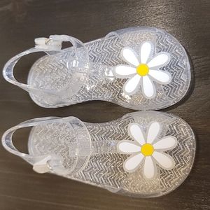 Jelly clear glitter sandles. Size 6 toddler